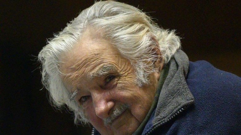 Para José Mujica, ex-presidente do Uruguai, 'a política está degenerada'