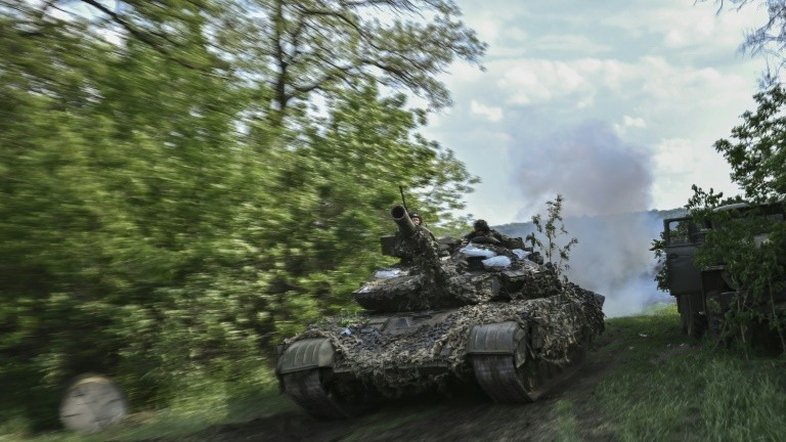 Zelensky: apenas 'diplomacia' porá fim à guerra na Ucrânia