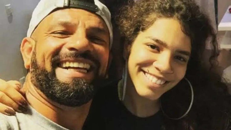 Pai da ex-BBB Maria chama filha de ingrata e desabafa: 'Me bloqueou'