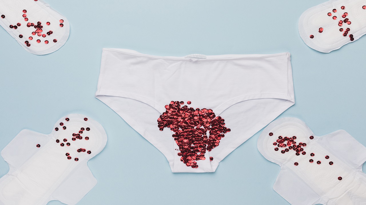 O que a cor do sangue menstrual diz sobre sua saúde? - ISTOÉ Independente