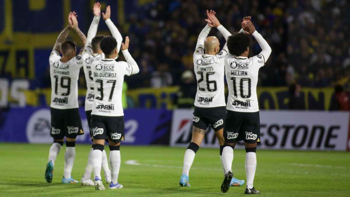 Corinthians suporta pressão do Boca Juniors, empata e mantém topo na Libertadores