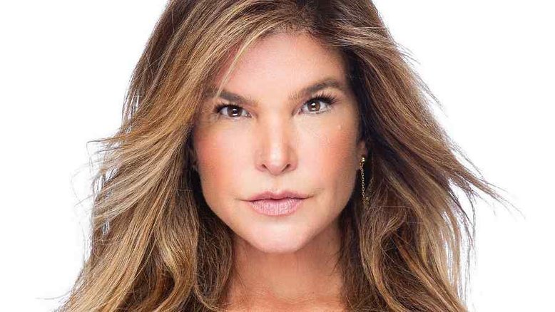 ‘Muita gente me acha mais bonita hoje’, diz Cristiana Oliveira, aos 58 anos