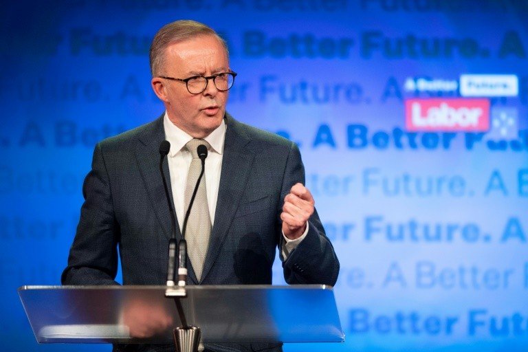 Líder trabalhista australiano vence eleições e promete combater mudança climática Líder trabalhista australiano vence eleições e promete combater mudança climática