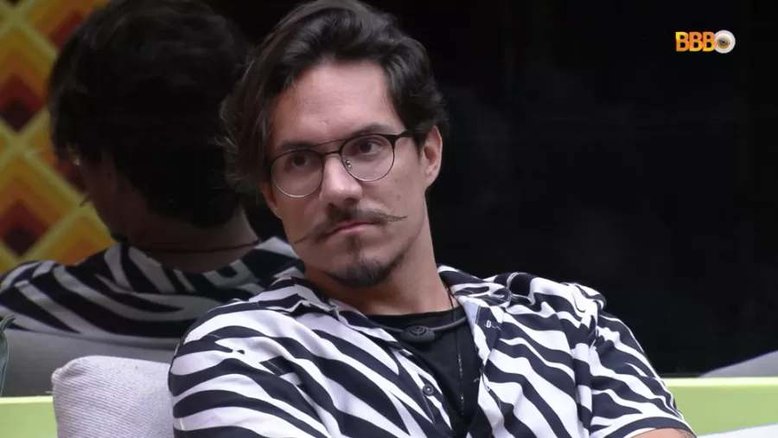 Eliezer diz ter tentado dar 'carteirada' em edifício: 'Levei três nãos'