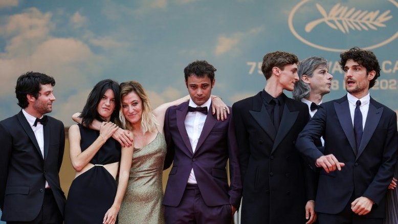 Valeria Bruni-Tedeschi homenageia teatro francês em Cannes com 'Les Amandiers'