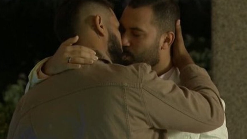 Gil do Vigor beija pretendente ao vivo em quadro do "Mais Você"; veja vídeo