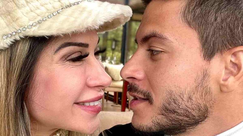 Maíra Cardi fala sobre rotina de sexo com Arthur Aguiar