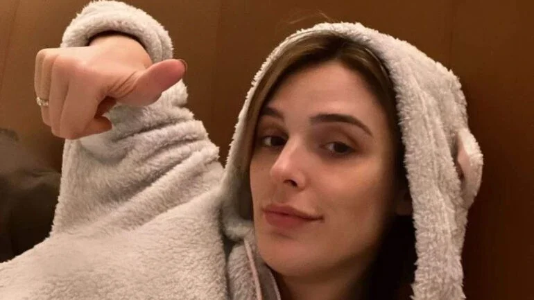 Rafa Brites fala sobre vida sexual com Felipe Andreoli