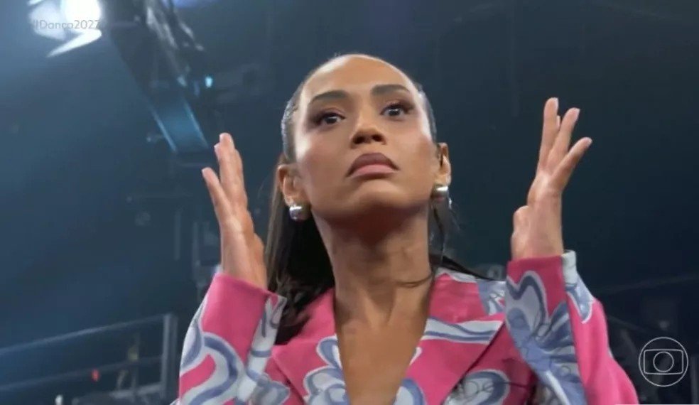 Taís Araujo diz quase ter 'morrido do coração' ao ver alvo de brincadeira no Domingão com Huck