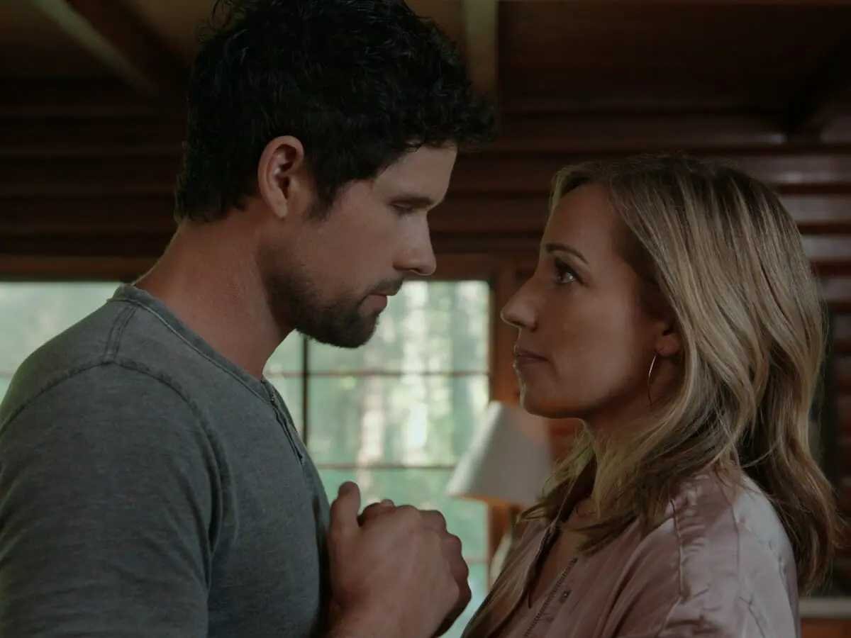 ‘Virgin River’: Quarta temporada do drama romântico ganha data de estreia e primeiras fotos