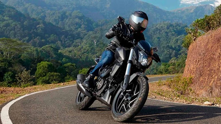 Bajaj Dominar D400