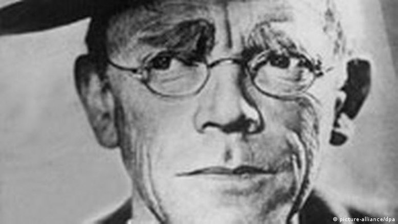 1882: Nasce o comediante bávaro Karl Valentin