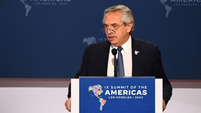 Argentina enfrenta Biden por exclusões na Cúpula das Américas