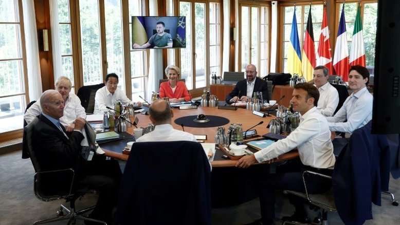 Presidente ucraniano pressiona o G7 a subir o tom contra Moscou