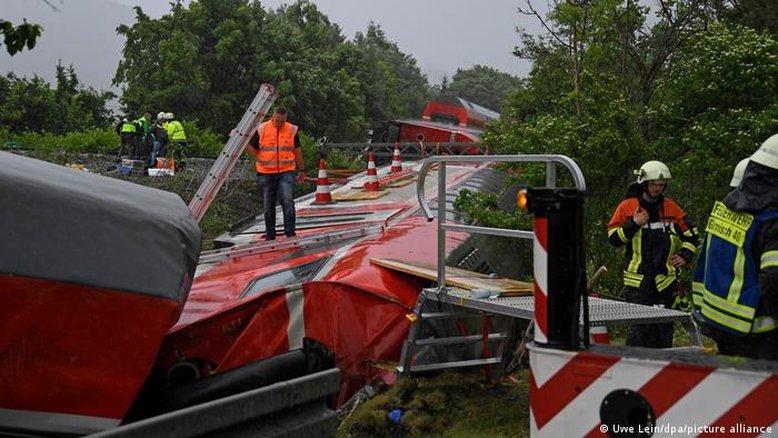 Vai a cinco número de mortos em acidente de trem na Alemanha