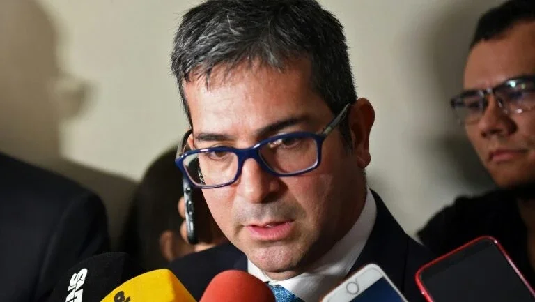 Colômbia promete resultados em investigação sobre assassinato de promotor paraguaio