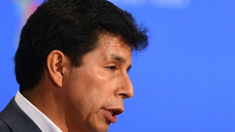 CPI investigará presidente do Peru por suposto tráfico de influência