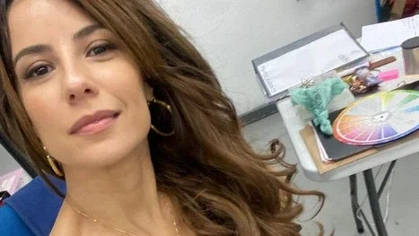 Andréia Horta muda visual e mostra resultado nas redes