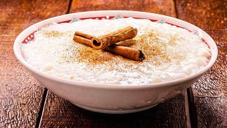Festa Junina: Receita fácil de arroz doce bem cremoso com arroz de risoto (Foto: iStock)