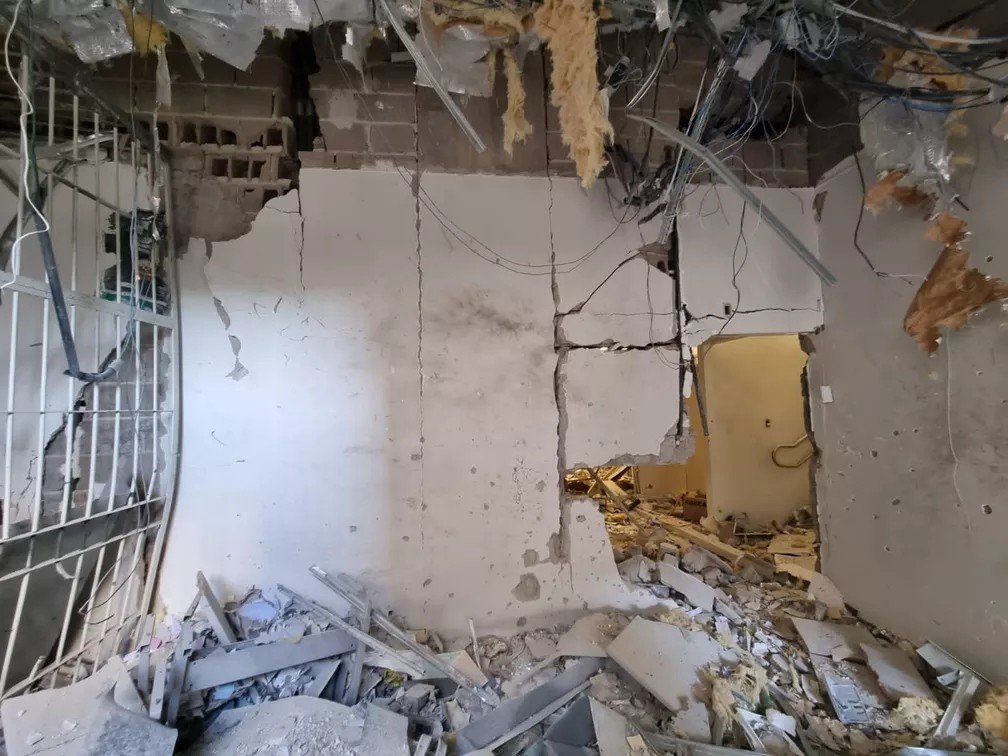 MG: Imagens mostram estado da agência da Caixa Econômica após ataque em Itajubá ; veja as fotos