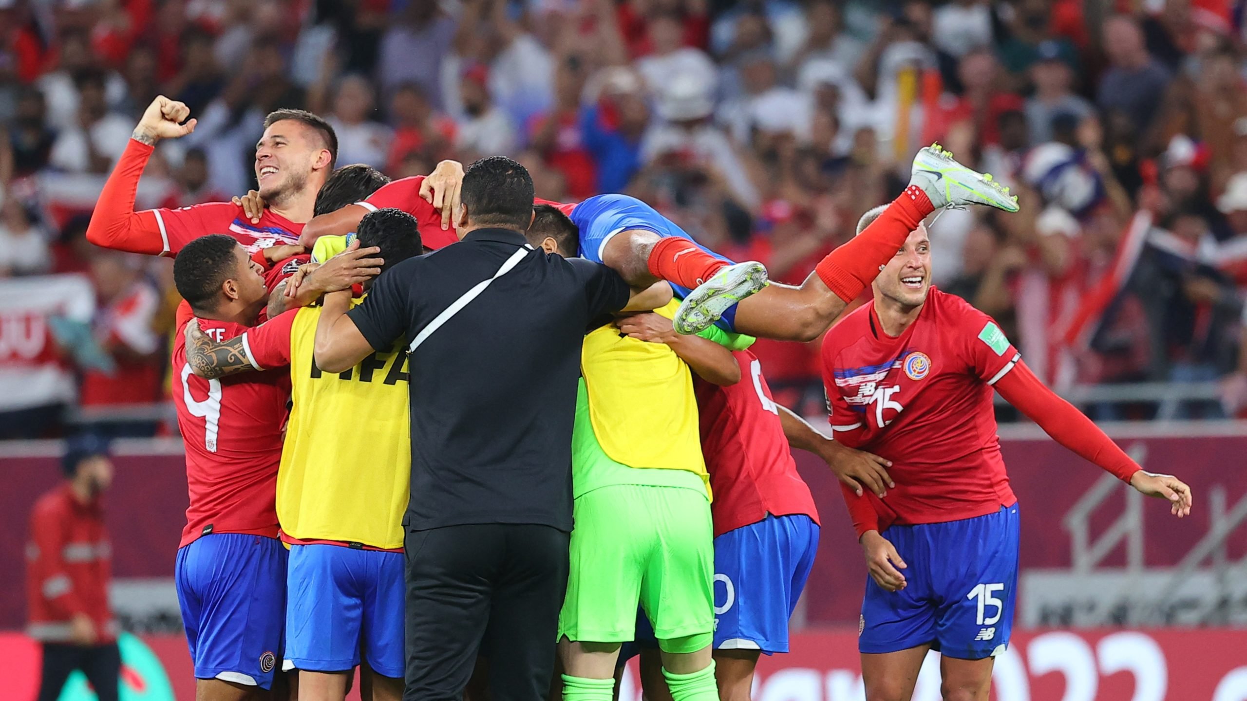 Costa Rica marca no início, vence Nova Zelândia e fica com última vaga