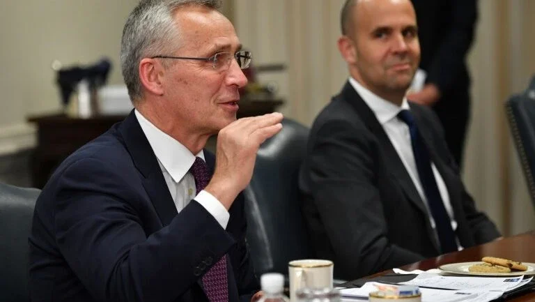 Ocidente deve se preparar para guerra 