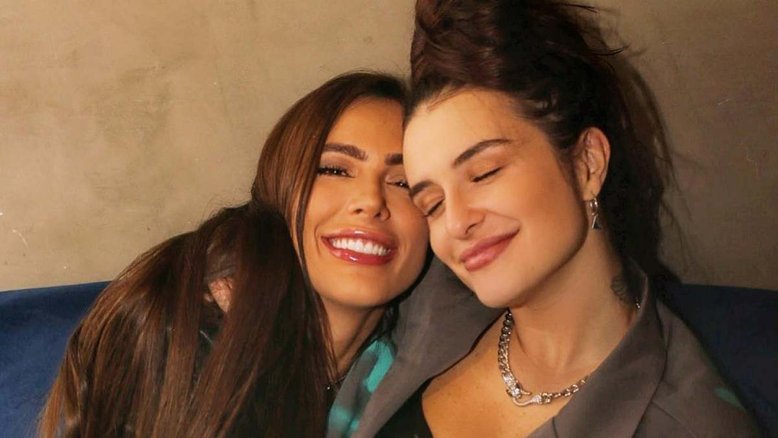 A influencer Débora Moura e a DJ Bárbara Labres