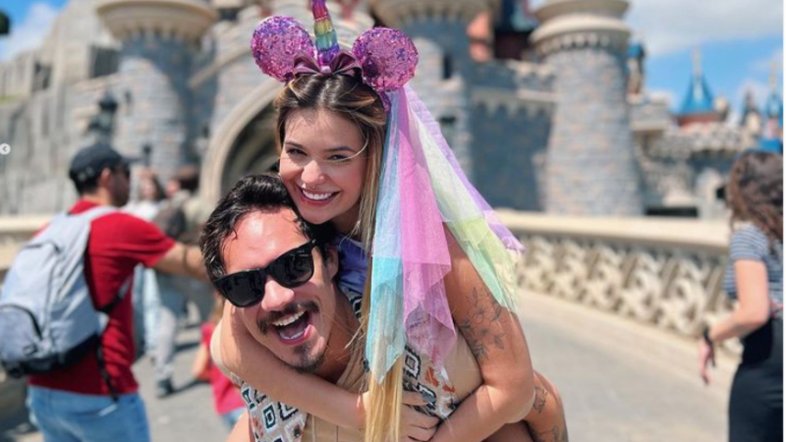 Viih Tube e Eliezer na Disney Paris