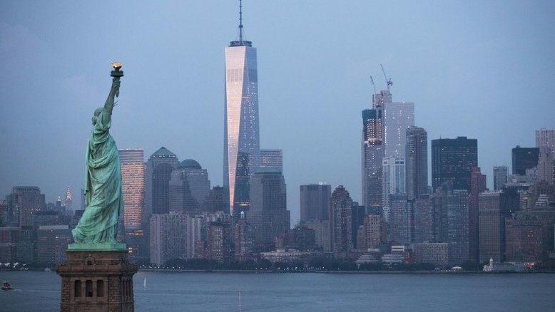Juiz de Nova York revoga lei que permitiria que 800 mil imigrantes votassem