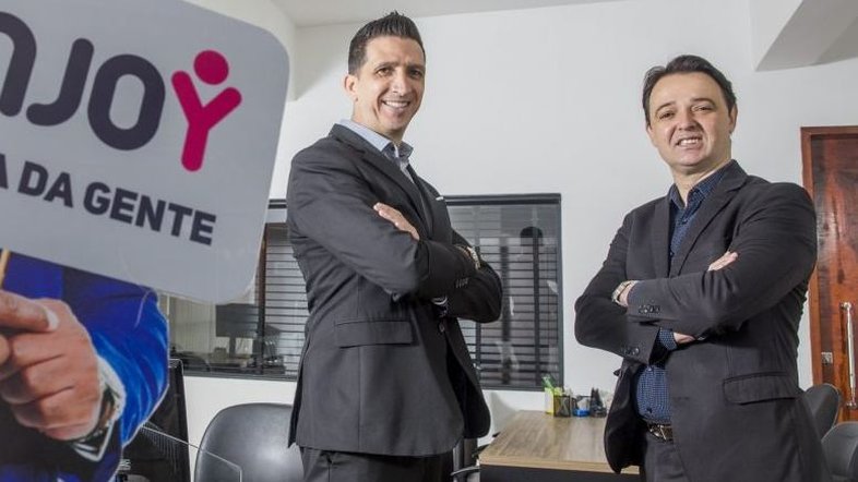 Ex-dependentes químicos faturam R$ 61 mi com rede de inglês Enjoy