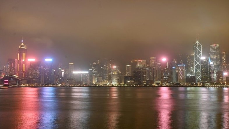 Depois de 25 anos na China, economia de Hong Kong mergulha na incerteza