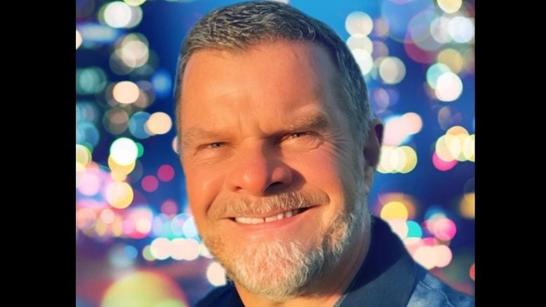 Mórmon é demitido de igreja por justa causa após ter sua orientação sexual exposta