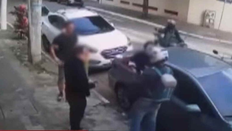 Criminosos trocam tiros com a polícia após assalto em restaurante nos Jardins