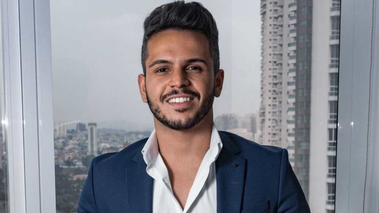 Conheça o youtuber Lucas Felt, 'corretor dos famosos e milionários' de Alphaville