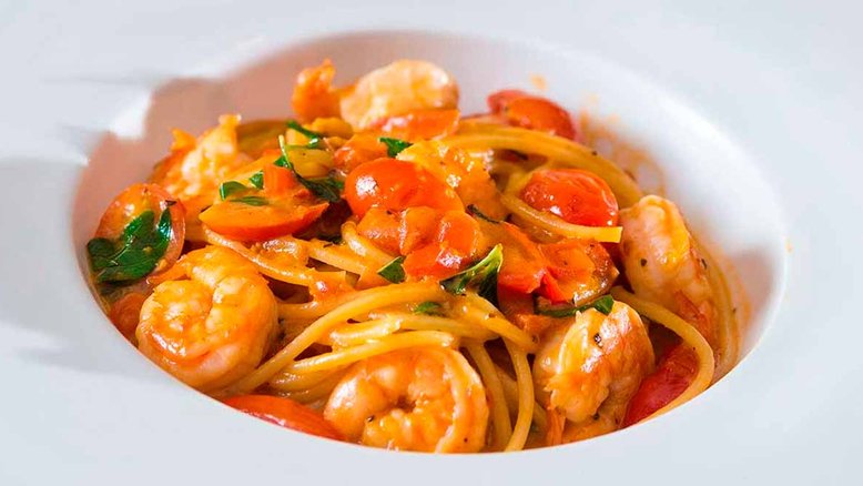 20 receitas baratas para fazer em casa um jantar romântico