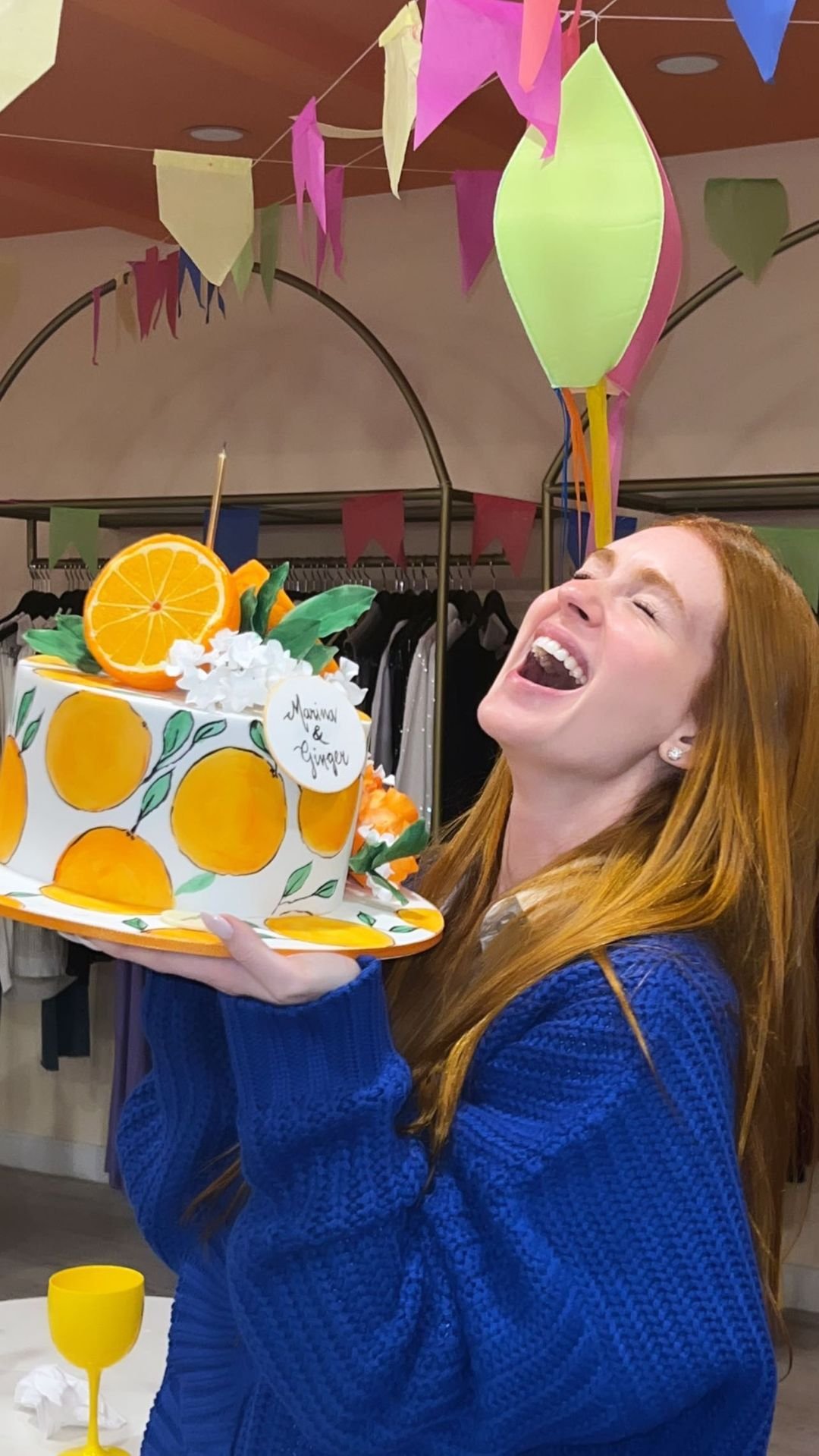 Marina Ruy Barbosa se diverte em karaokê em festa de aniversário 4 Marina Ruy Barbosa se diverte em karaokê em festa de aniversário