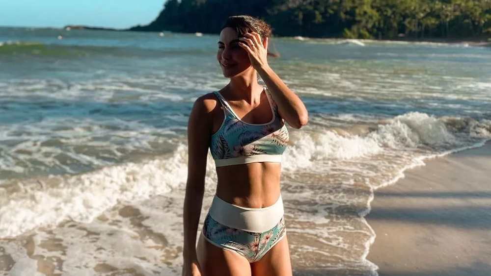 Mulher de Rodrigo Santoro posa em praia de Itacaré, na Bahia: 'Sonho'