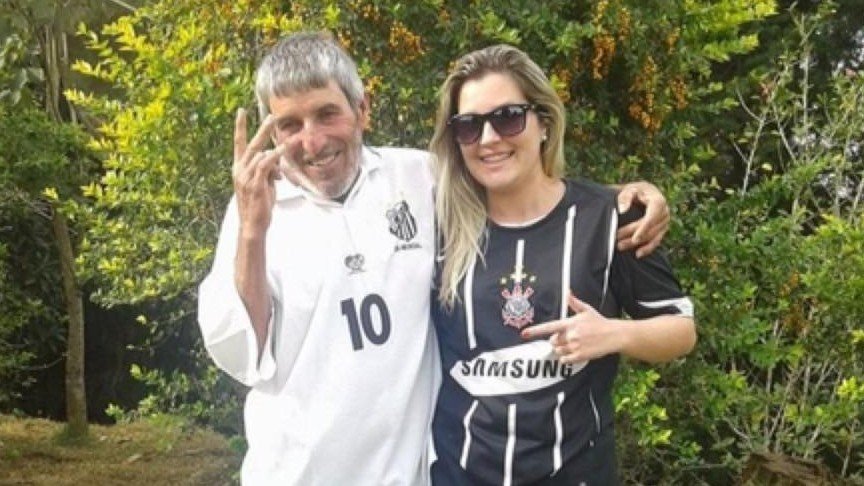 Corinthians divulga homenagem de torcedora que teve cartaz para o pai barrado pela PM na Arena