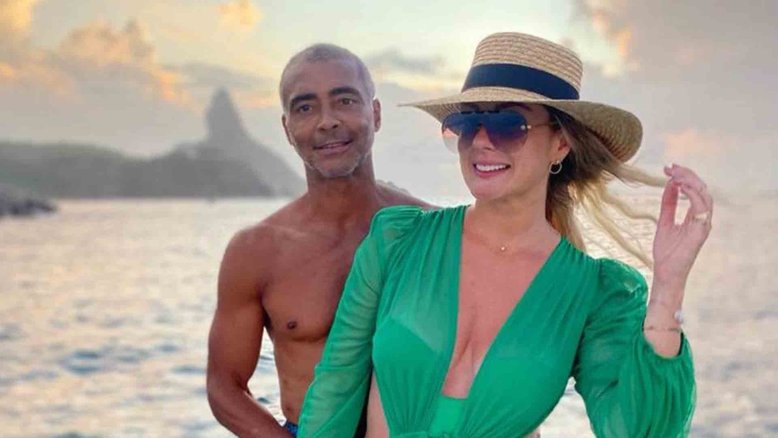 Romário está pensando em casar com namorada 25 anos mais nova, diz site