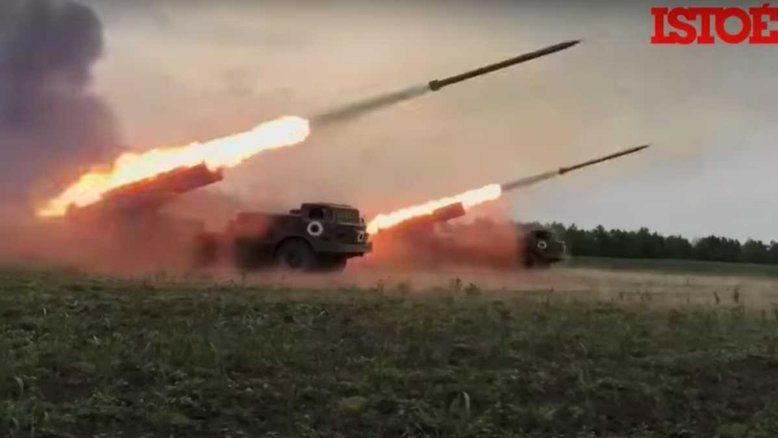 Rússia ataca estruturas ucranianas com lança-mísseis