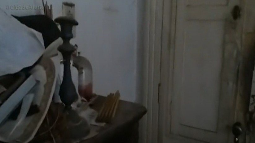 SP: Confira imagens do imóvel da ‘mulher da casa abandonada’ 18 SP: Confira imagens do imóvel da ‘mulher da casa abandonada’