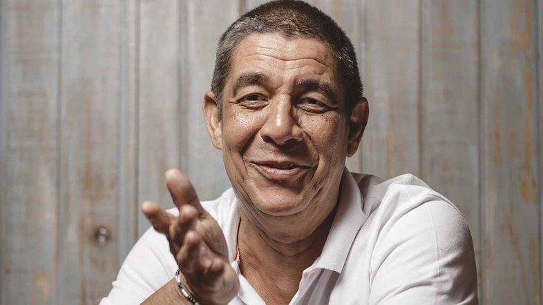 Zeca Pagodinho debocha sobre rumores de salário milionário: 'Estou procurando esses R$ 600 mil'