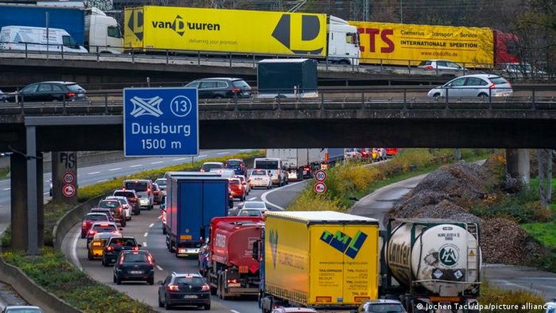Autobahns, as estradas da Alemanha que levam ao nada