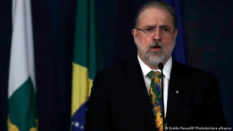 “Houve pacto político entre chefe do Executivo e PGR para haver proteção ao presidente”