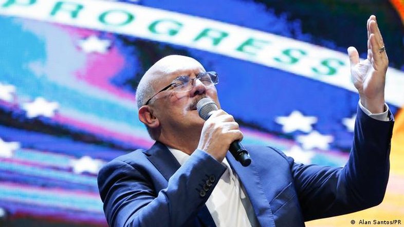 CPI do MEC fica pra depois da eleição: entenda
