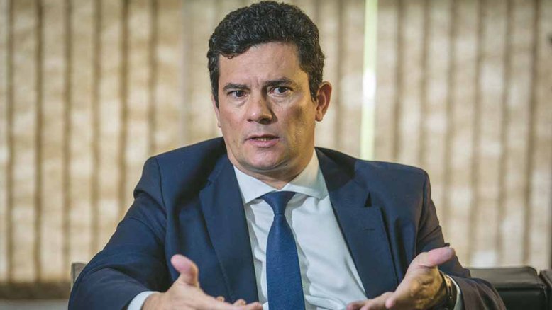 “Precisamos repudiar toda e qualquer violência com motivação política ou eleitoral. O Brasil não precisa disso” Sergio Moro, ex-juiz e ex-ministro da Justiça