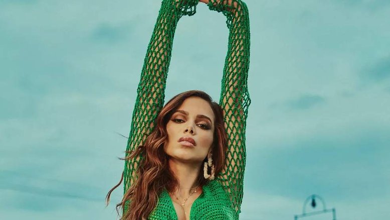 'Anormal viver com essa dor': Entenda cirurgia de endometriose de Anitta