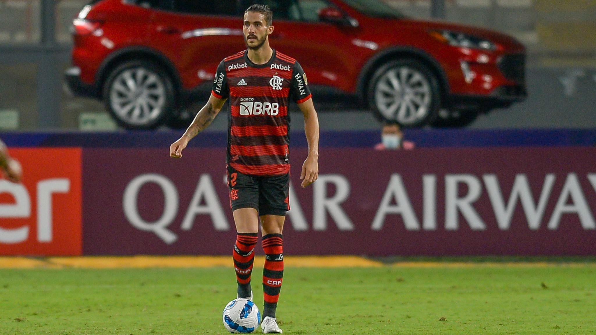Venda de zagueiro Gustavo Henrique ao Fenerbahçe emperra; Flamengo