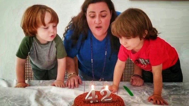 Irmã de Paulo Gustavo comemora aniversário com os filhos do ator