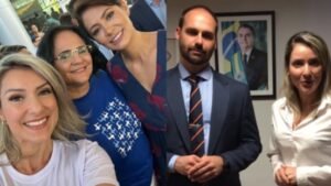 Ex-loira do ‘É o Tchan’ declara patrimônio de R$ 120 mil ao registrar candidatura a deputada federal 4 Ex-loira do ‘É o Tchan’ declara patrimônio de R$ 120 mil ao registrar candidatura a deputada federal
